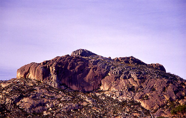 Looking from Mt Amos towards Mount Dove ( I think?)
<br>
Photo: Robert Downie - July 2002 (EOS 300)
