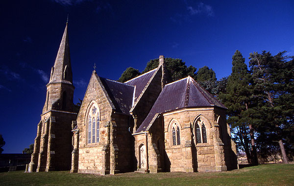 This is either the St Johns Church of England (1868) or the Uniting Church (1885) - Ross
<br>
Photo: Robert Downie - July 2002 (EOS 300)