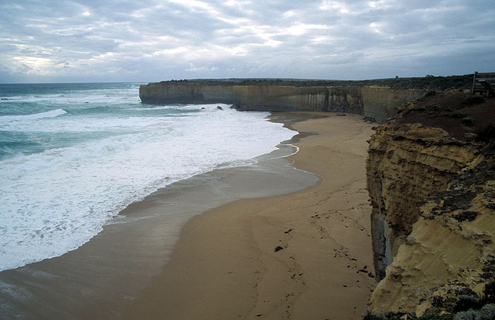 ?? - Great Ocean Road 
<br>
Photo: Robert Downie -  2004 (EOS 300)
