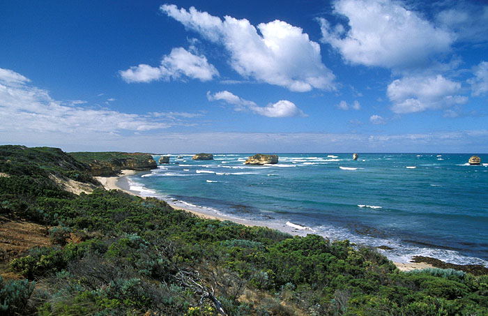 Bay of Islands - Great Ocean Road 
<br>
Photo: Robert Downie -  2004 (EOS 300)