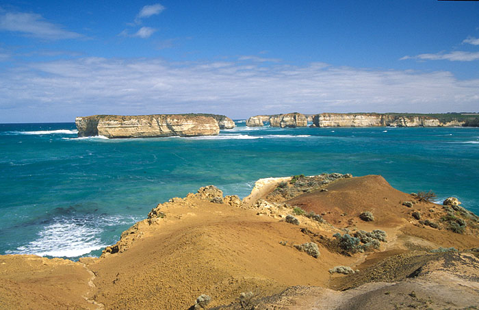 Bay of Islands - Great Ocean Road 
<br>
Photo: Robert Downie -  2004 (EOS 300)