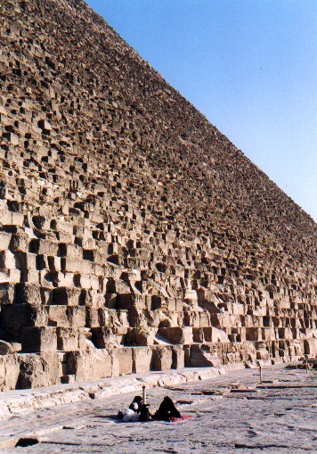 Great Pyramid of Cheops -  Giza Plateau
<br>
Photo: Robert Downie - February 2001 (EOS 300) 