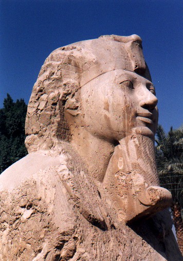 Lesser known icon.
<br>
Photo: Robert Downie - February 2001 (EOS 300) 