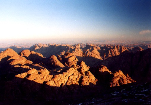 Summit minutes after sunrise.
<br>
Photo: Robert Downie - February 2001 (EOS 300) 