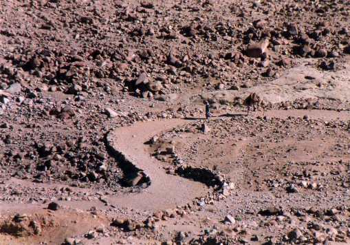 Road leading along to the monastery 
<br>
Photo: Robert Downie - February 2001 (EOS 300) 