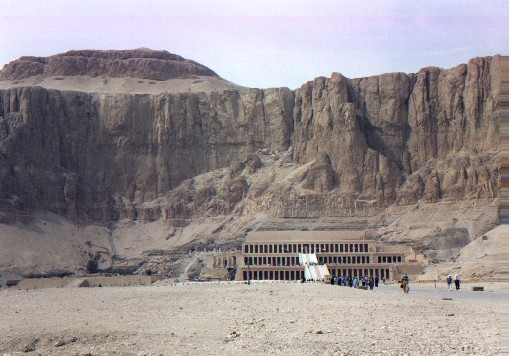 Deir al-Bahri (Temple of Hatshepsut)
<br>
Photo: Robert Downie - February 2001 (EOS 300) 