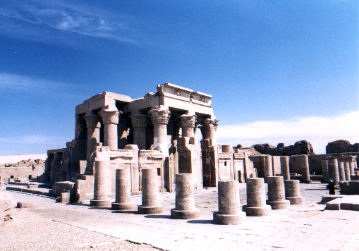 Temple of Kom Ombo
<br>
Photo: Robert Downie - February 2001 (EOS 300) 