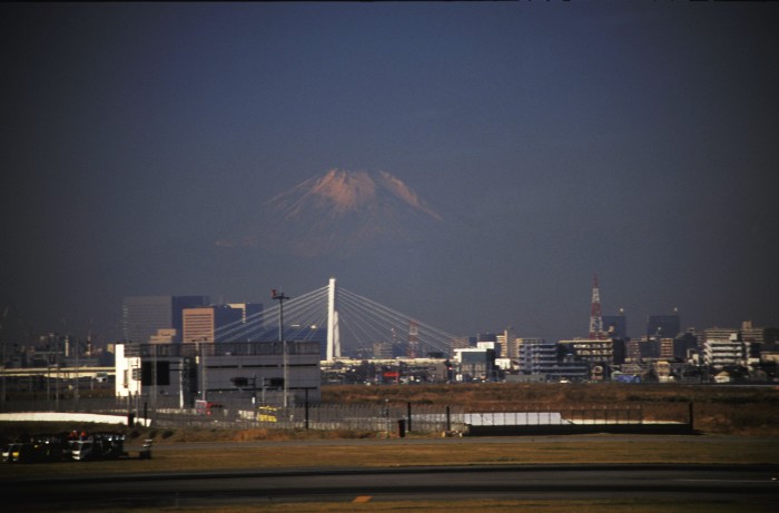 Tokyo - Mt Fuji in the background 
<br>
Photo: Robert Downie - January 2006 (EOS 300)