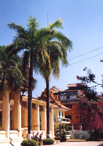 Haw Pha Kaew -  Vientiane
<br>
Photo: Robert Downie - December 2000 (EOS 300) 