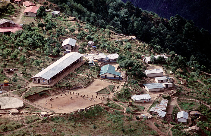 Military training camp - Namche Bazaar (3440m)
<br>
Robert Downie - 2004 (EOS 300)