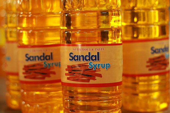 Ever wondered what it is like to drink some incense?
<br>
University of Faisalabad - Functional Foods
<br>
Photo: Robert Downie - Feb 2007 (EOS 400D)