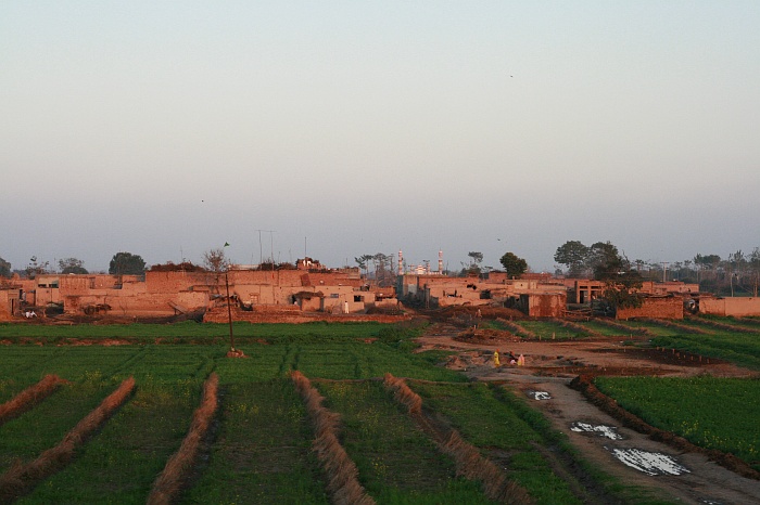 Outskits of Lahore
<br>
Photo: Robert Downie - Feb 2007 (EOS 400D)