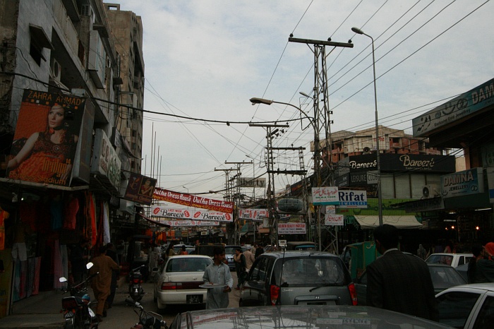 Markets - Lahore 
<br>
Photo: Robert Downie - Feb 2007 (EOS 400D)