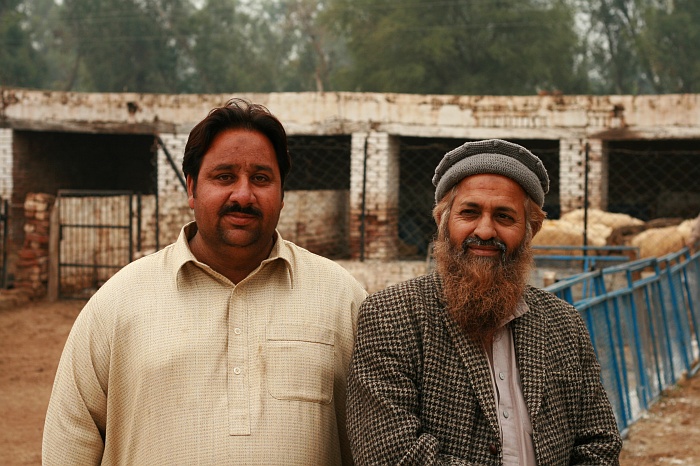 Okara Research Centre
<br>
Photo: Robert Downie - Feb 2007 (EOS 400D)