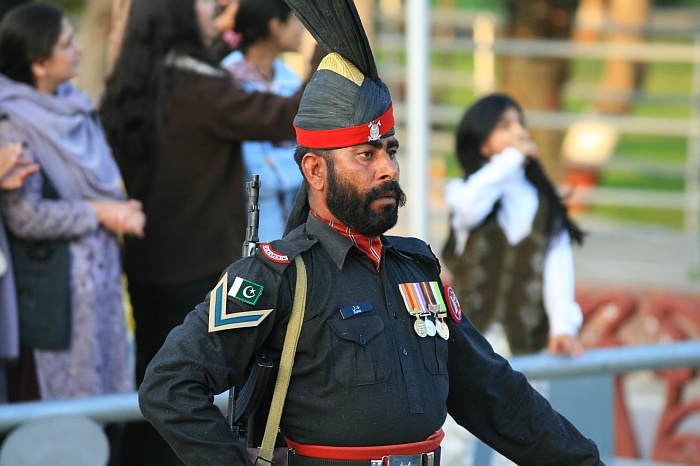 Pakistani ranger - Wagah Border
<br>
Photo: Robert Downie - Feb 2007 (EOS 400D)