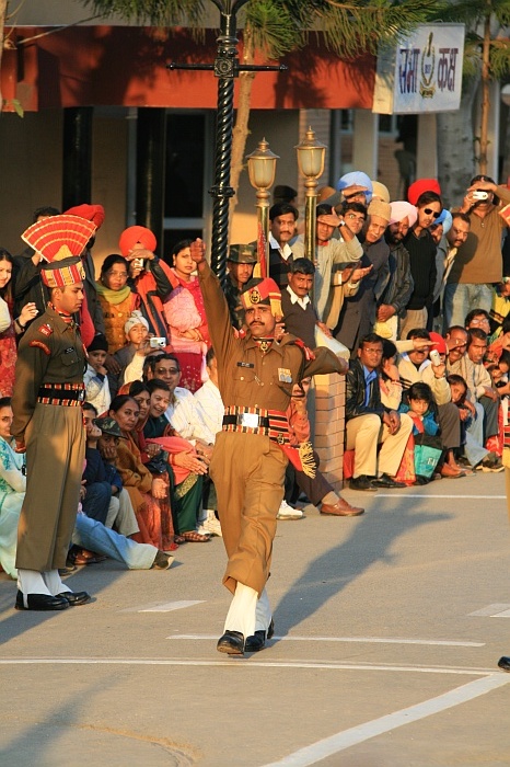 Indian guards - Wagah Border
<br>
Photo: Robert Downie - Feb 2007 (EOS 400D)