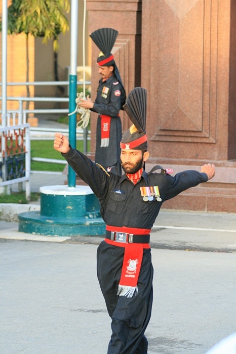 Pakistani rangers  - Wagah Border
<br>
Photo: Robert Downie - Feb 2007 (EOS 400D)