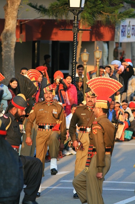 Indian guards and Pakistani rangers face off - Wagah Border
<br>
Photo: Robert Downie - Feb 2007 (EOS 400D)