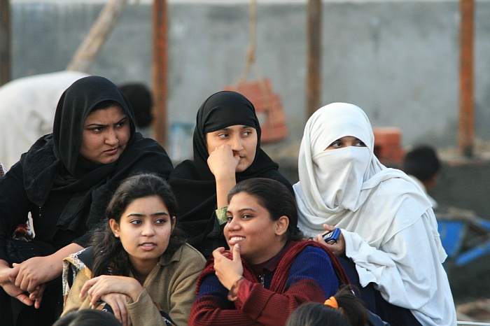 Pakistani women watch on in a segregated part of the crowd - Wagah Border
<br>
Photo: Robert Downie - Feb 2007 (EOS 400D)