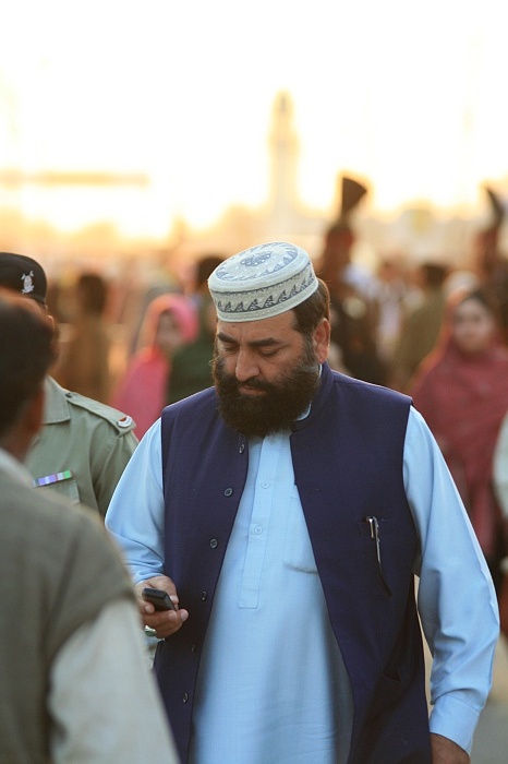 Setting sun after the ceremony - Wagah Border
<br>
Photo: Robert Downie - Feb 2007 (EOS 400D)