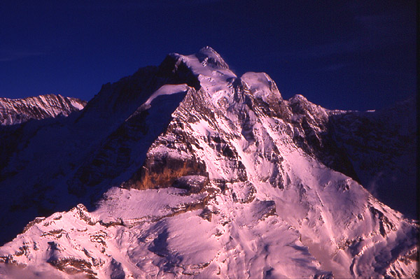 Looking back across towards the Jungfrau (4158m), from the Schilthorn (2971m)
<br>
Photo: Robert Downie - January 2002 (EOS 300) 