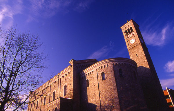 Lugano
<br>
Photo: Robert Downie - December 2001 (EOS 300) 