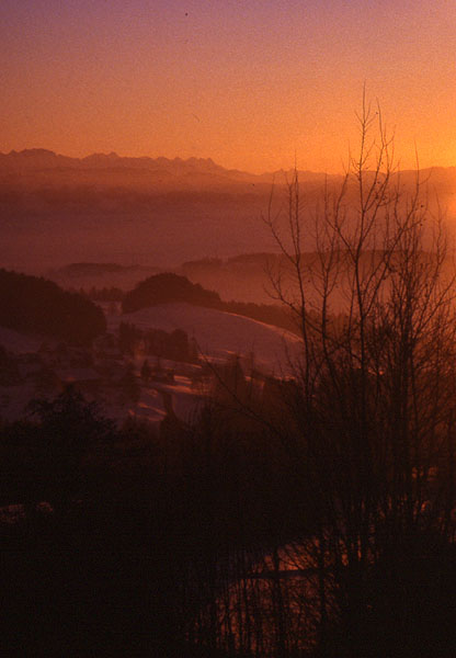 Sunset on the walk out - Toesstal
<br>
Photo: Robert Downie  - January 2002 (EOS 300) 