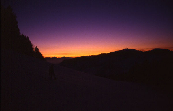 Sunset on the walk out - Toesstal
<br>
Photo: Robert Downie  - January 2002 (EOS 300) 
