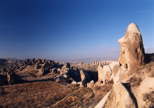 G�reme Valley. 
<br>
Photo: Robert Downie - January 2001 (EOS 300)