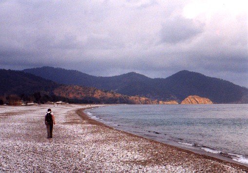 �irali Beach
<br>
Photo: Robert Downie - January 2001 (EOS 300)