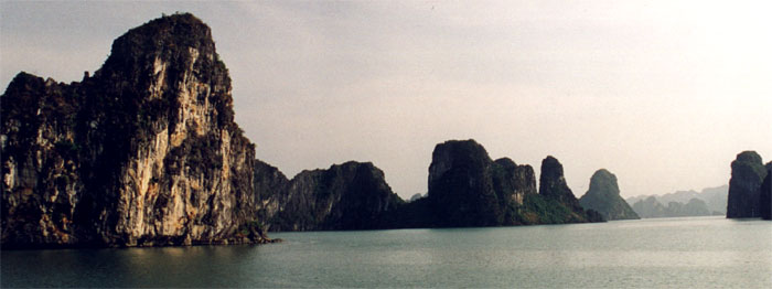 Halong Bay
<br>
Photo: Robert Downie - December 1998 (EOS IX) 