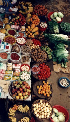 Markets - Sapa 
<br>
Photo: Robert Downie - December 1998 (EOS IX) 