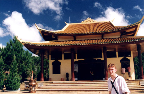 Myself outside outside a Buddhist monastery - Dalat
<br>
Photo: Unknown Photographer - December 1998 (EOS IX) 